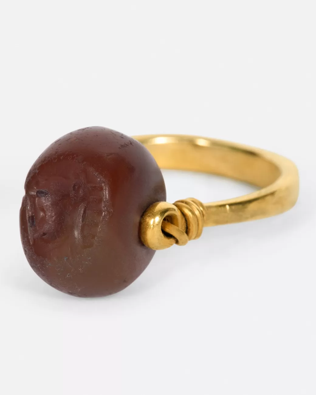 Vintage>VINTAGE Carnelian Stag Flip Ring